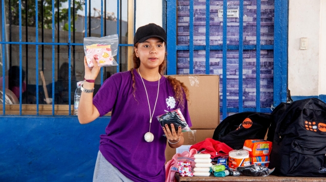 Entrega de kits UNFPA:TintaVioleta
